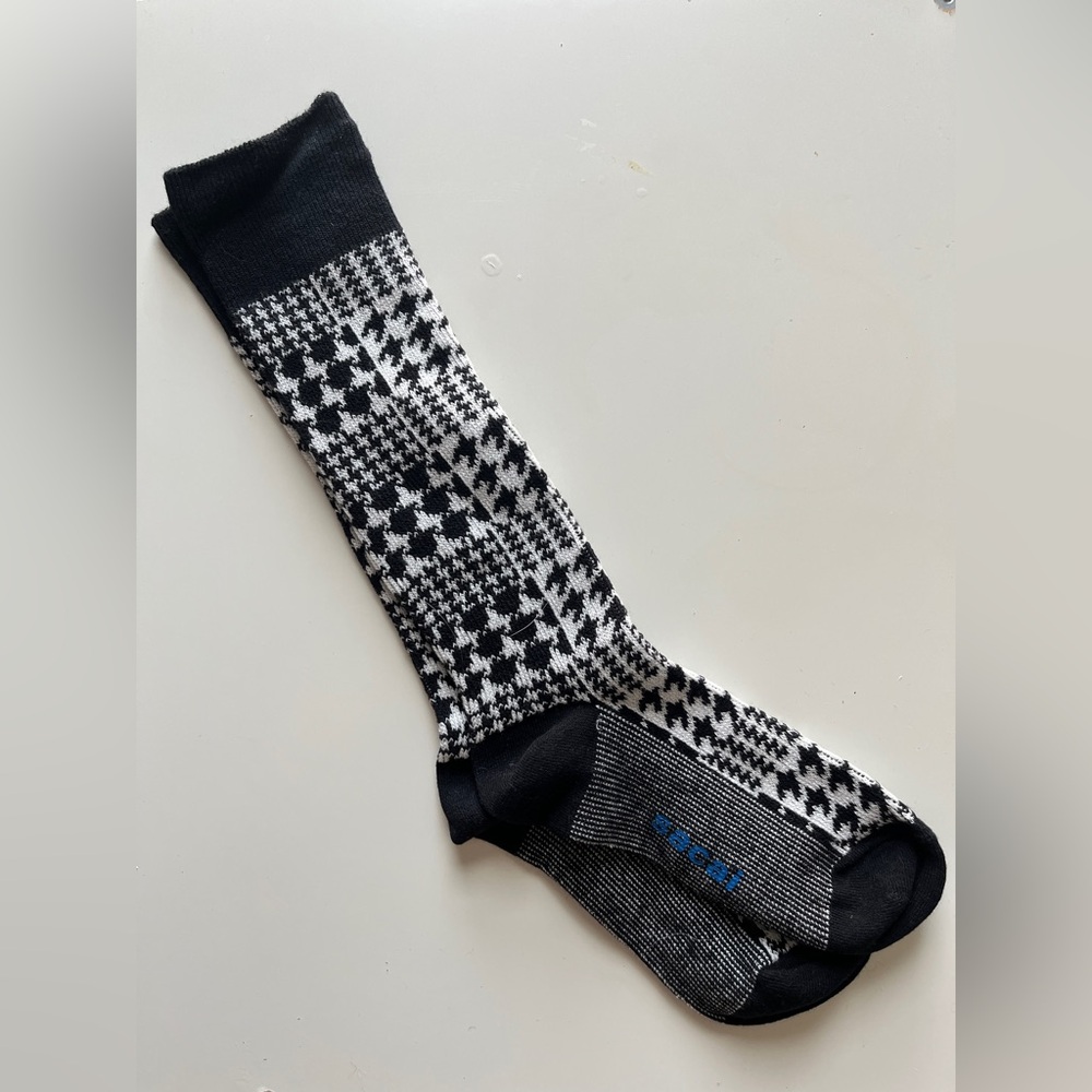 Sacai Monochrome Houndstooth Socks